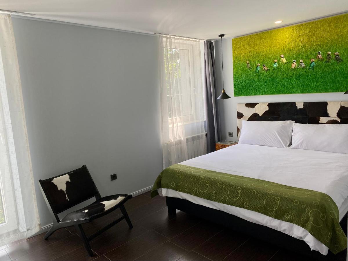 The One Apartman (Adults Only) Aparthotel Siofok Exterior photo